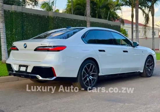 Picture of BMW 7 Series 2023