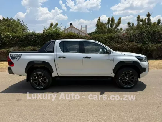 Picture of Toyota Hilux 2025