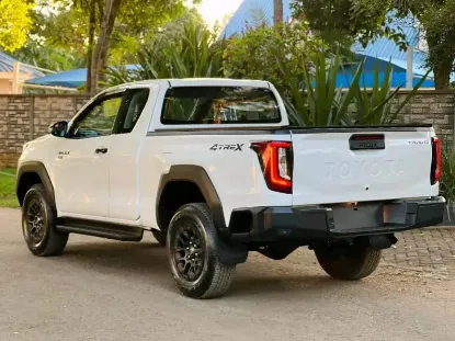 Picture of Toyota Hilux 2026