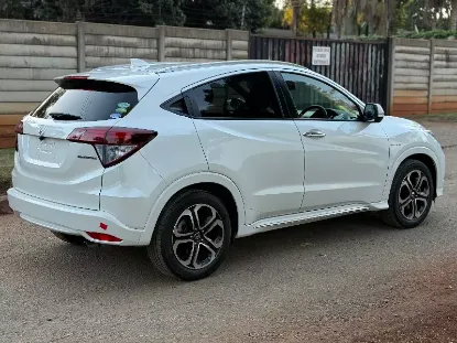Picture of Honda Vezel Z edition 2017