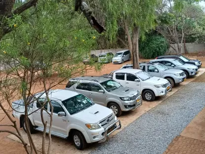 Picture of OFFROAD- Double Cabs & Off-road SUVs (Toyota Fortuner D4D / Hilux D4D) From
