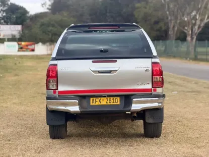 Picture of Toyota Hilux 2017