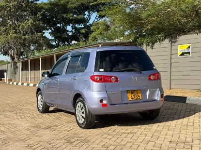 Picture of Mazda Demio 2005