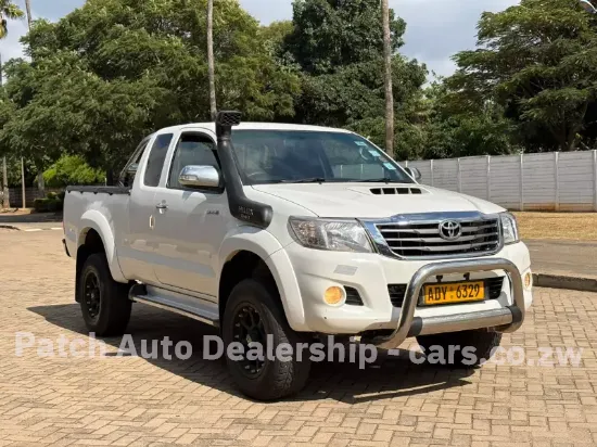 Picture of Toyota Hilux 2012