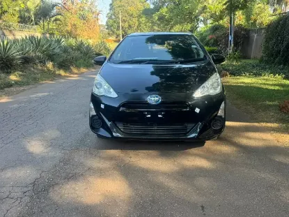 Picture of Toyota Aqua 2016