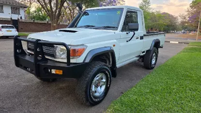 Picture of Toyota Land Cruiser 2016