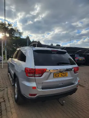 Picture of Jeep Grand Cherokee 2011