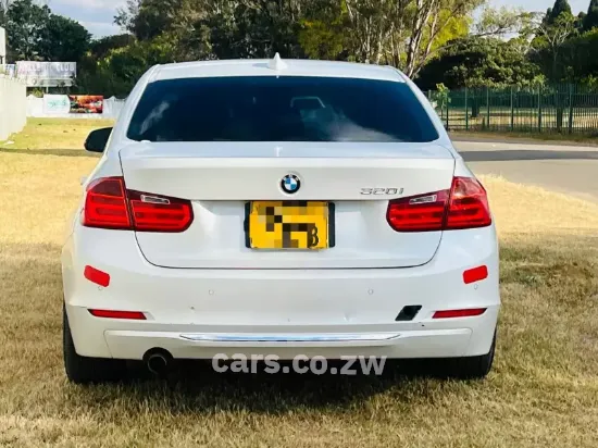 Picture of BMW 3 Series 2013