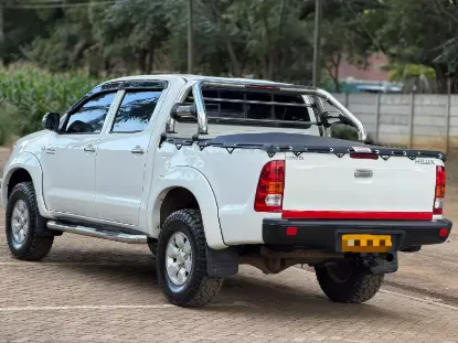 Picture of OFFROAD - Toyota Hilux D4D For Hire !! From