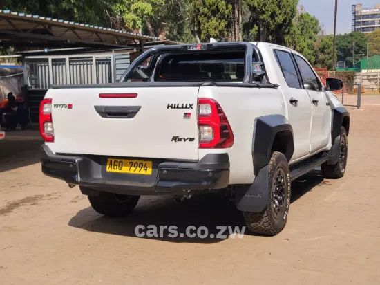 Picture of Toyota Hilux 2024