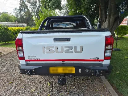 Picture of Isuzu KB250 2023