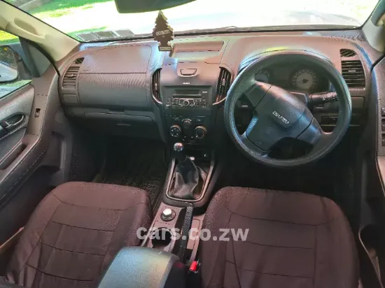 Picture of Isuzu KB250 2023