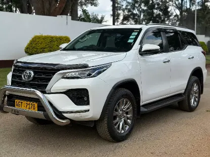 Picture of Toyota Fortuner 2021