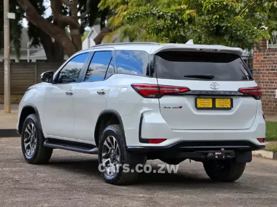 Picture of Toyota Fortuner 2023