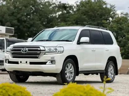 Picture of Toyota Land Cruiser 2019