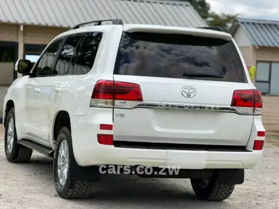 Picture of Toyota Land Cruiser 2019