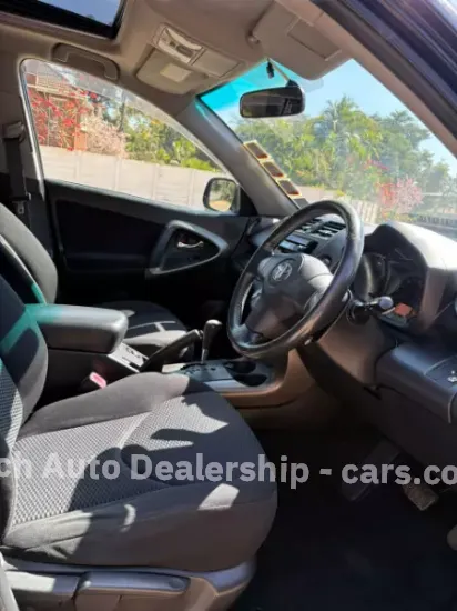 Picture of Toyota Rav4 2008