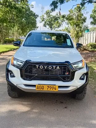 Picture of Toyota Hilux 2024