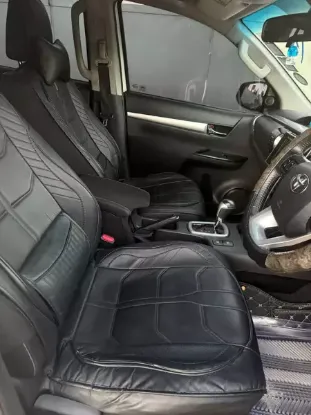 Picture of Toyota Hilux 2017