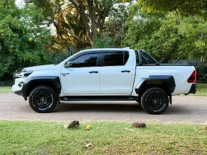 Picture of Toyota Hilux 2024