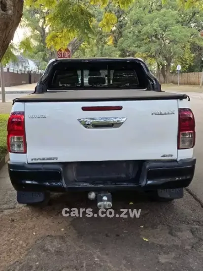 Picture of Toyota Hilux 2017