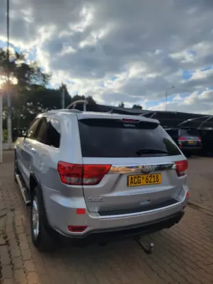 Picture of Jeep Grand Cherokee 2011