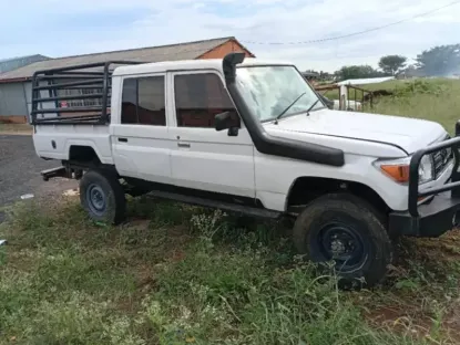 Picture of Toyota Land Cruiser Prado 1996