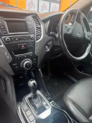 Picture of Hyundai Santa Fe 2015