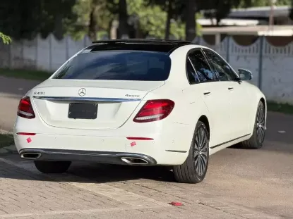 Picture of Mercedes Benz E-Class E400 213 2018