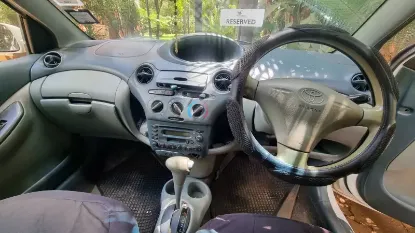 Picture of Toyota Vitz 1999