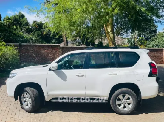 Picture of Toyota Prado 2021