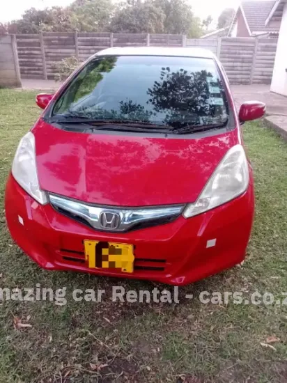 Picture of Honda Fit non hybrid