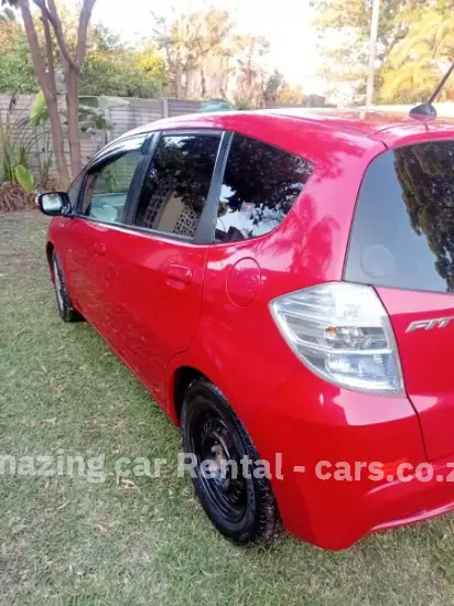 Picture of Honda Fit non hybrid