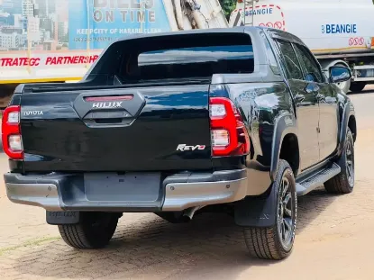 Picture of Toyota Hilux 2020