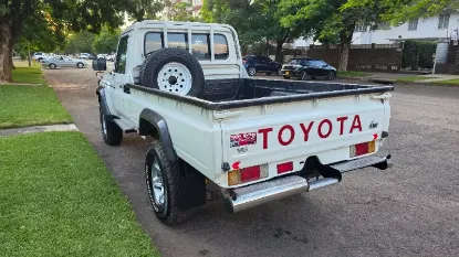 Picture of Toyota Land Cruiser 2016