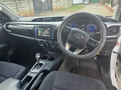 Picture of Toyota Hilux 2017
