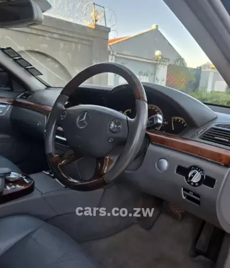 Picture of Mercedes Benz S-Class S350 2010