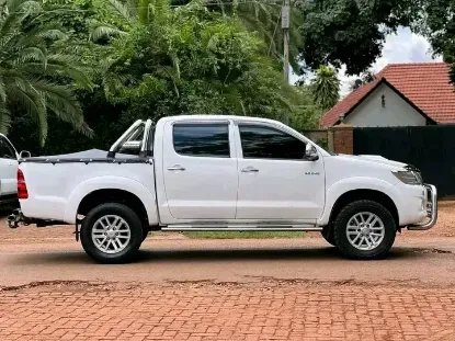 Picture of Double cabs - Toyota Hilux D4Ds