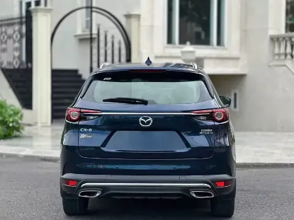 Picture of Three row Mazda CX-8s!