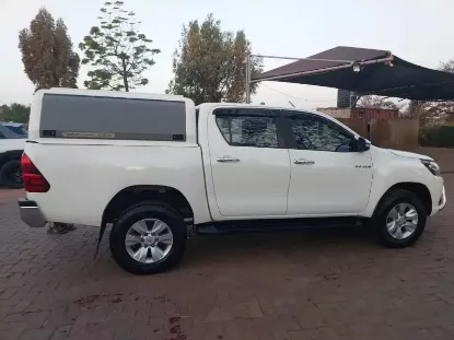 Picture of Toyota Hilux 2016