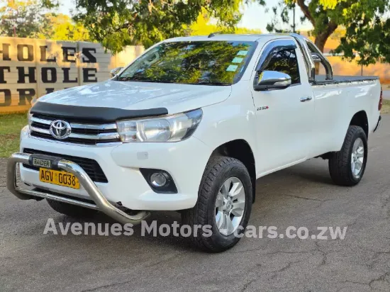 Picture of Toyota Hilux 2017