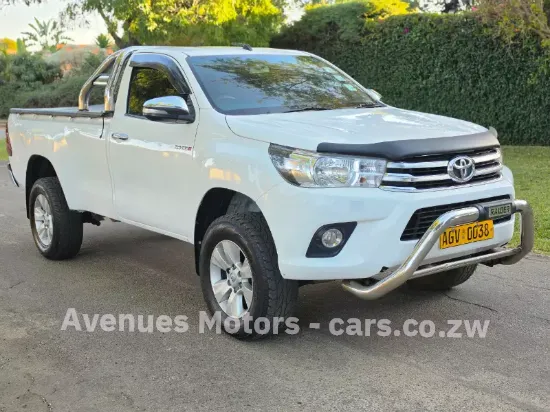Picture of Toyota Hilux 2017