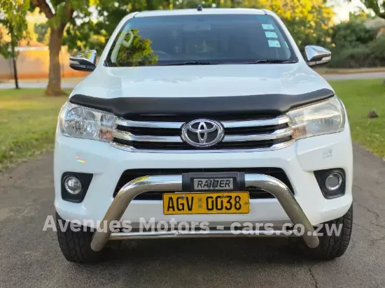 Picture of Toyota Hilux 2017