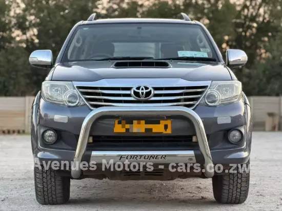Picture of Toyota Fortuner 2013