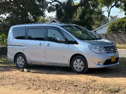 Picture of Nissan Serena 7 Seater