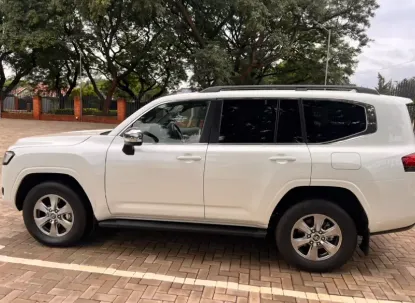 Picture of Toyota Land Cruiser 2023