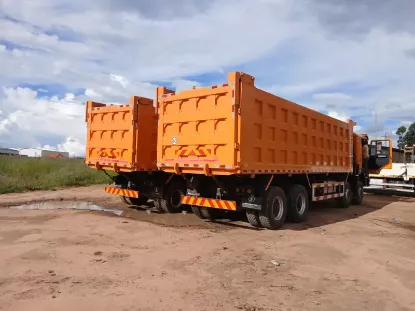 Picture of Shacman F3000 8x4 Tipper Trucks For Hire