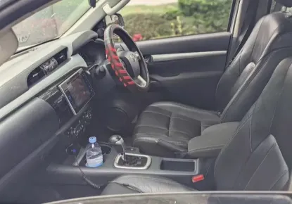 Picture of Toyota Hilux 2016