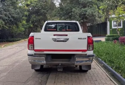 Picture of Toyota Hilux 2016