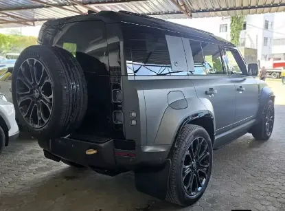 Picture of Land Rover Defender 2025